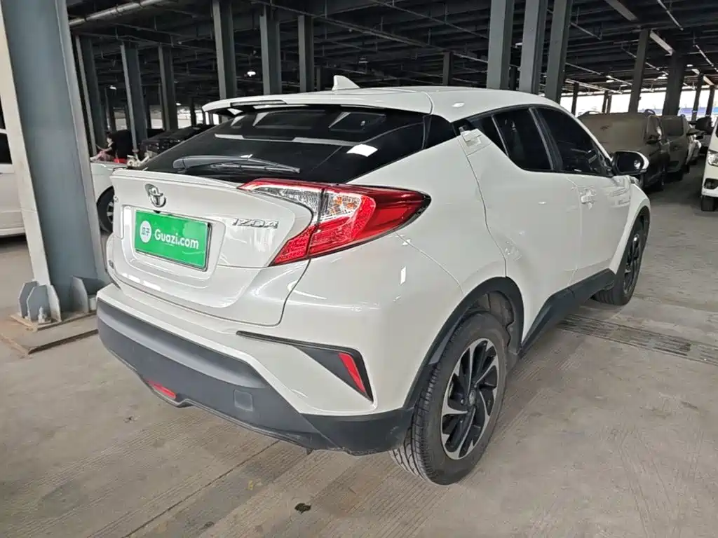 Toyota IZOA — миниатюра 7