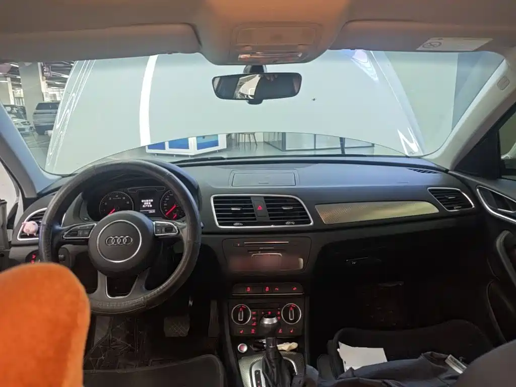 Audi Q3 — миниатюра 10