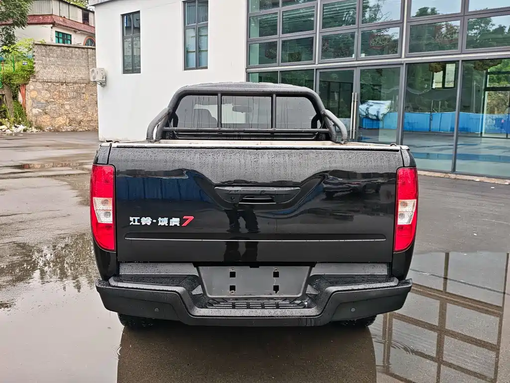 JMC Yuhu 7 — миниатюра 6