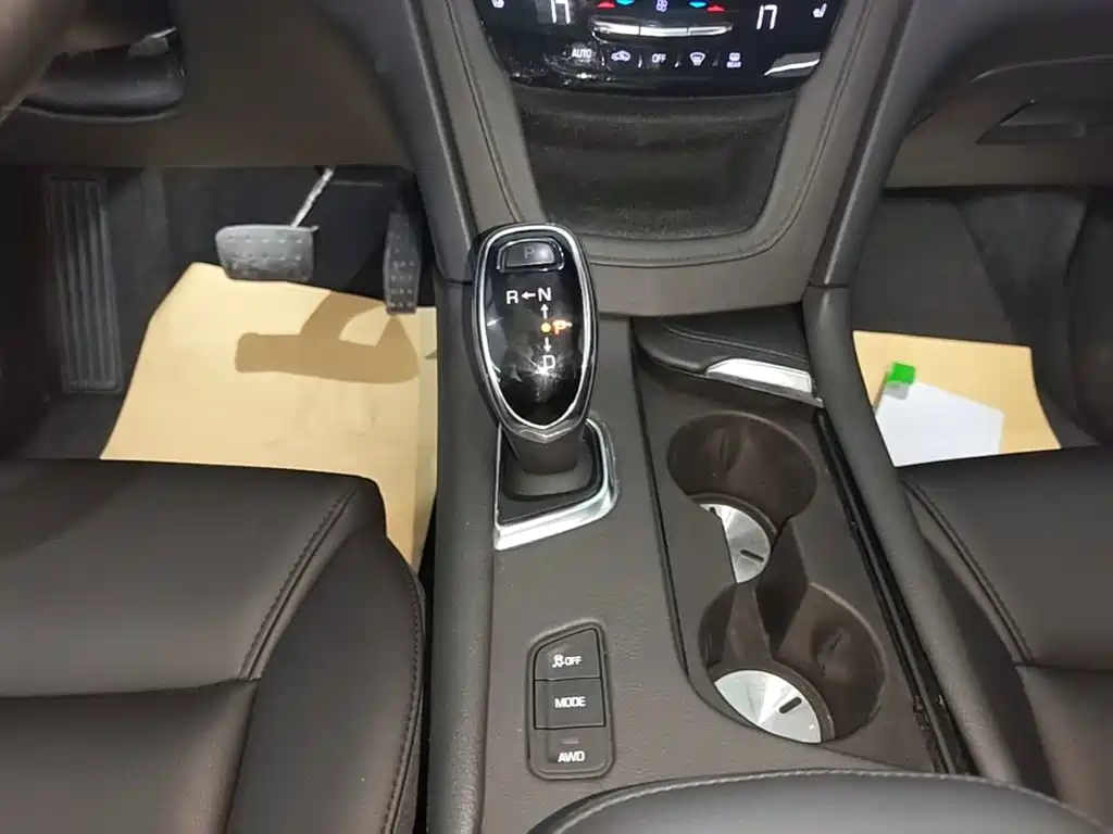 Cadillac XT5 — миниатюра 14