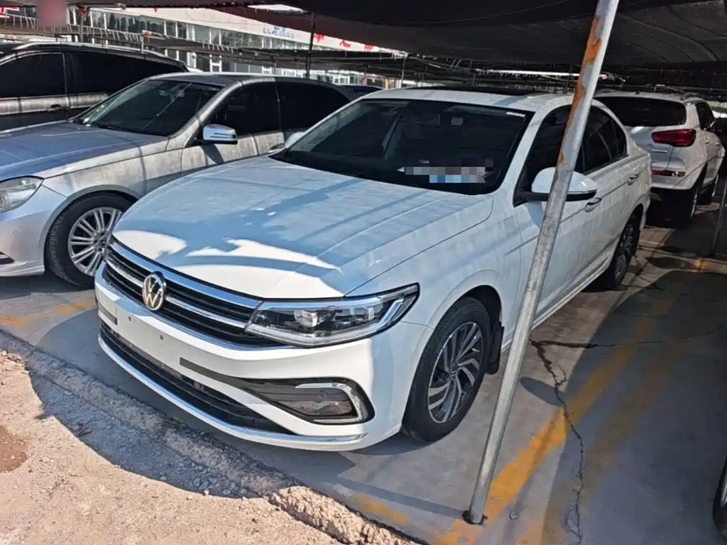 Volkswagen Bora — миниатюра 2