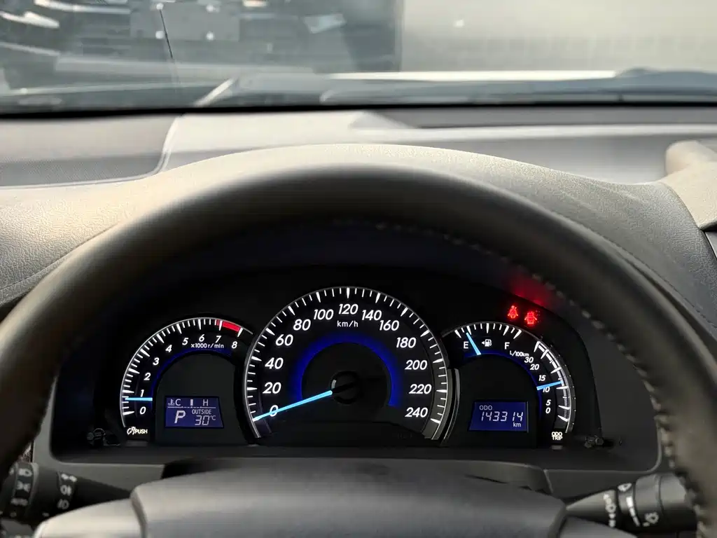 Toyota Camry — миниатюра 7