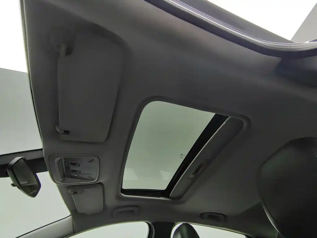 Chevrolet Malibu XL — миниатюра 14