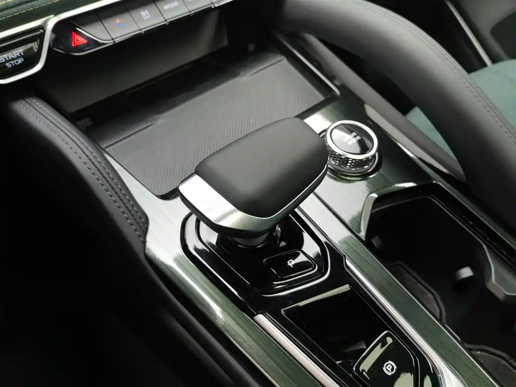 GEELY AUTOMOBILE XINGYUE L