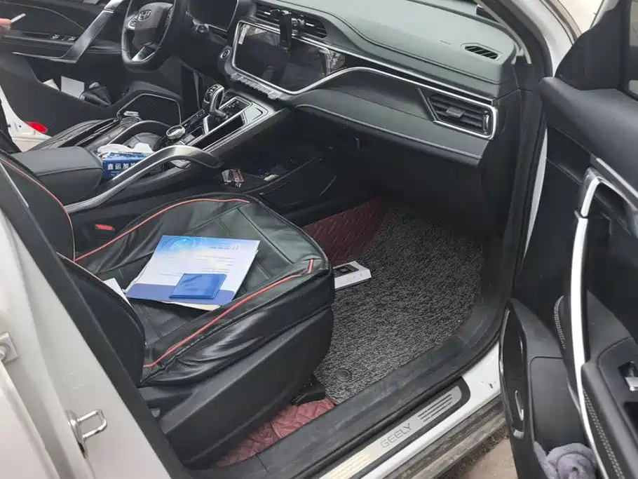 Geely Boyue — миниатюра 8