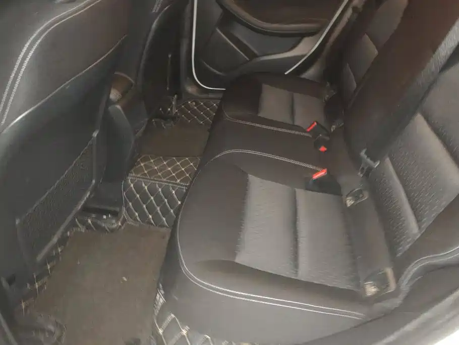 Infiniti QX30 — миниатюра 11