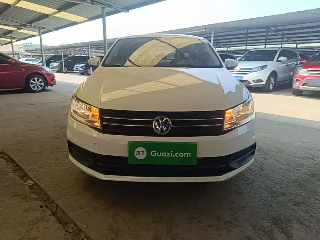 Volkswagen Santana — миниатюра 3