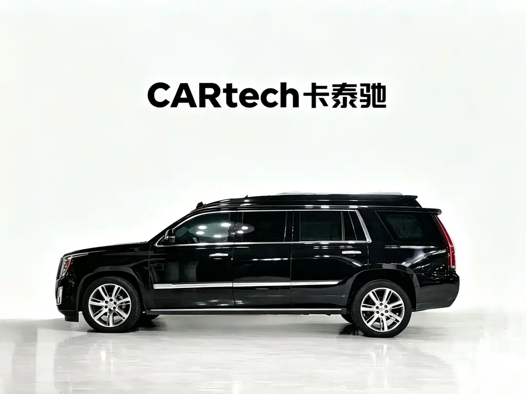 Cadillac Escalade — миниатюра 2