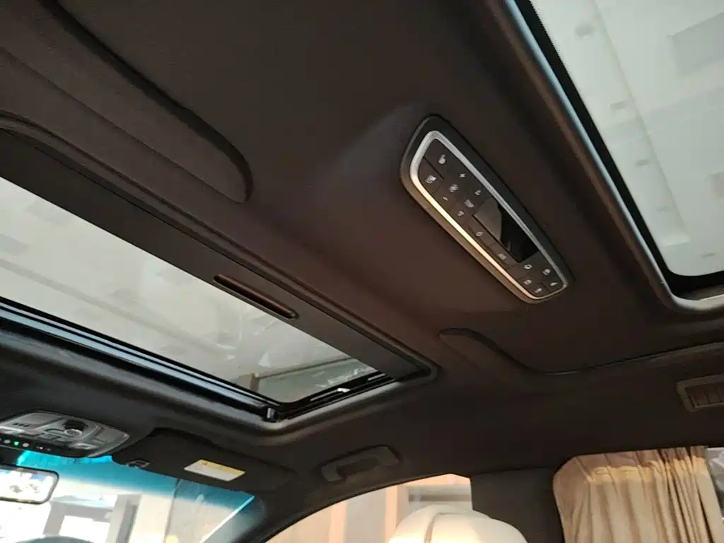 Buick GL8 — миниатюра 18