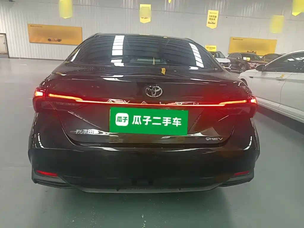 Toyota Avalon — миниатюра 6