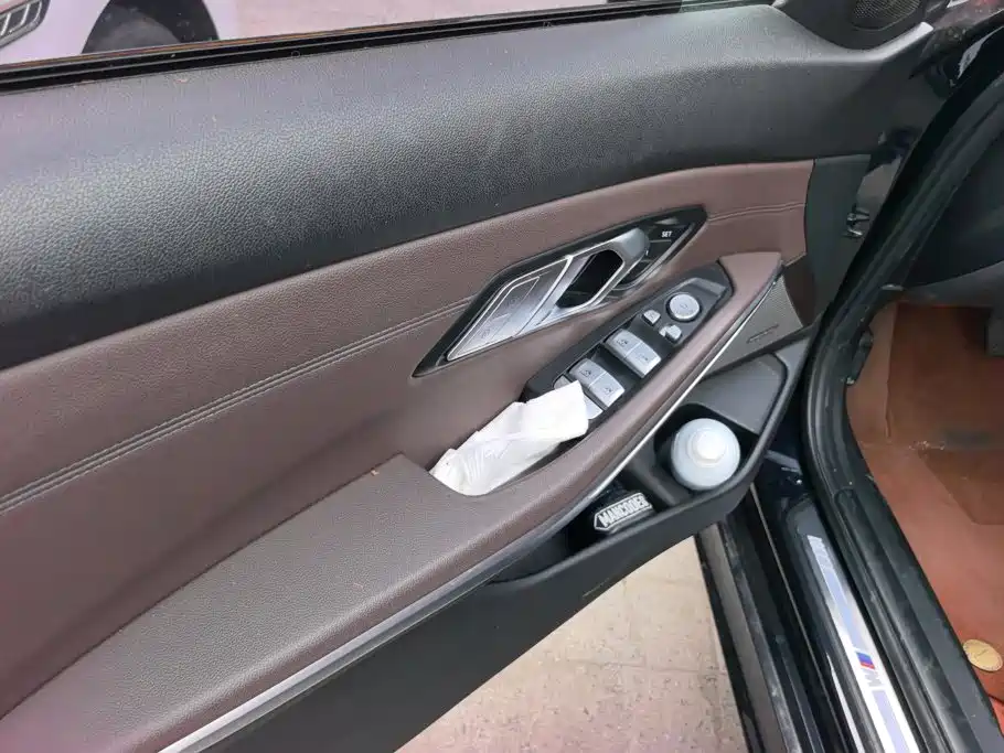 BMW 3 Series — миниатюра 7
