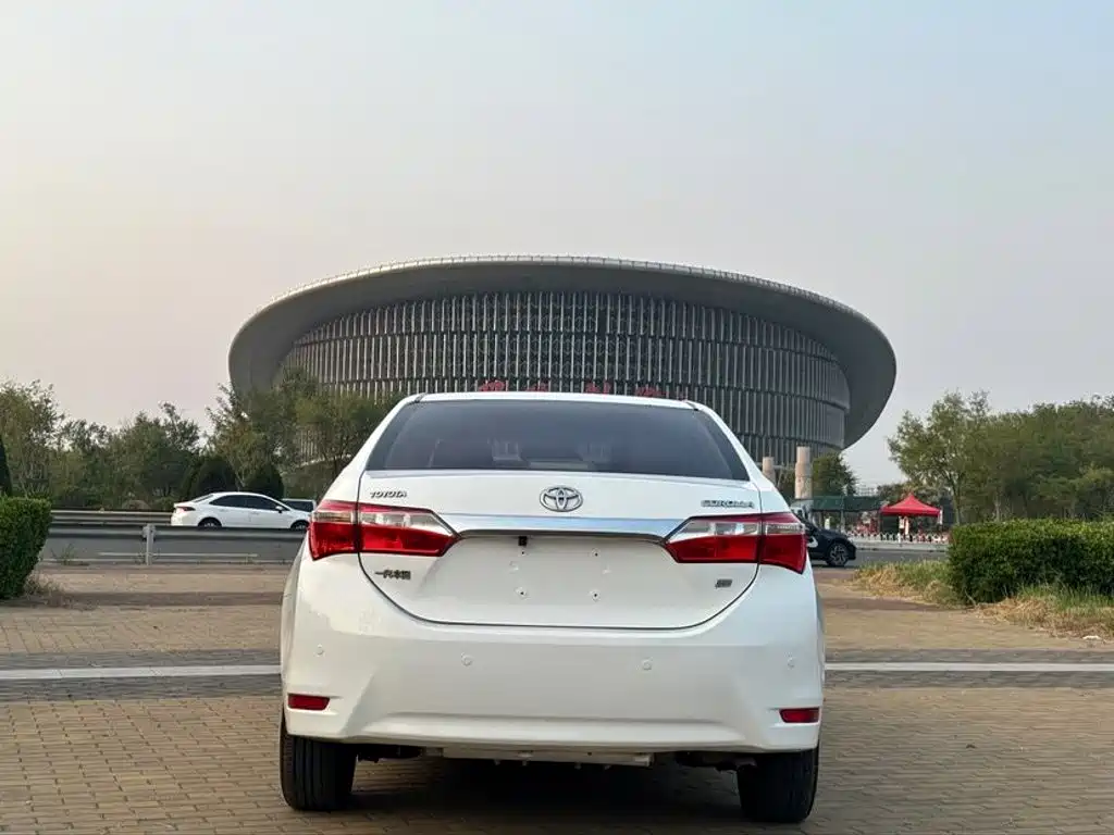 Toyota Corolla — миниатюра 5