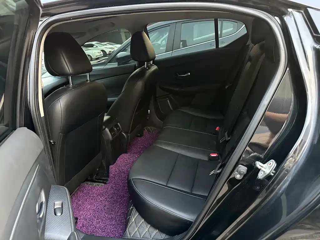 Nissan Sylphy — миниатюра 9