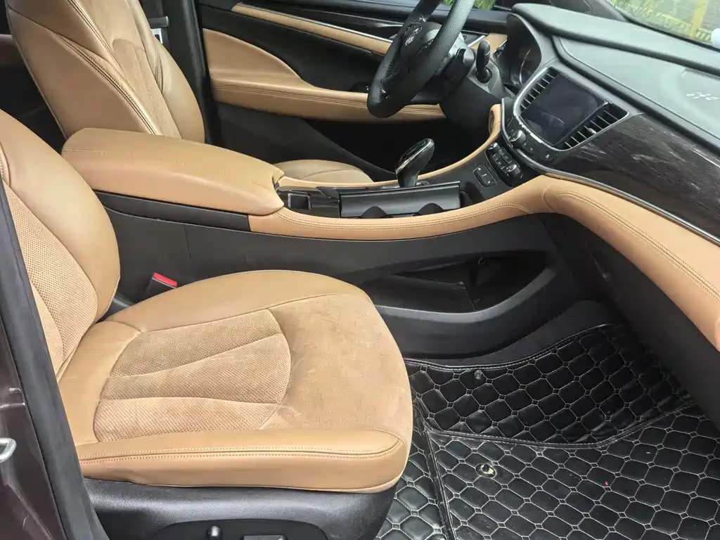 Buick LaCrosse — миниатюра 16