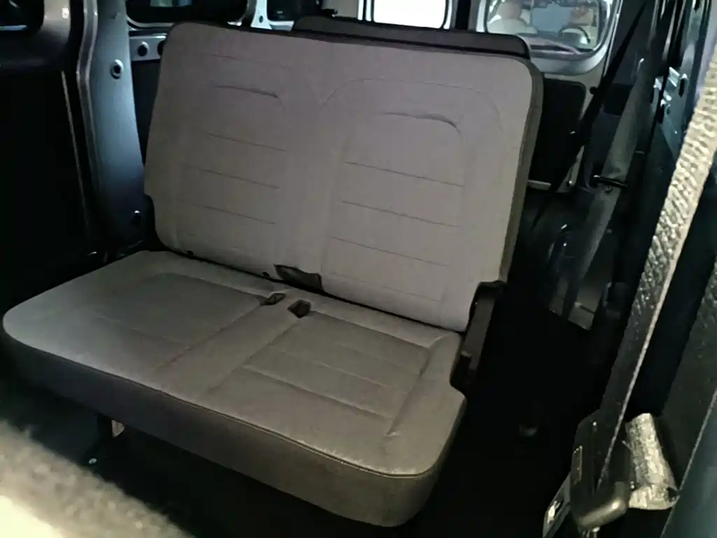 Wuling Yangguang — миниатюра 17