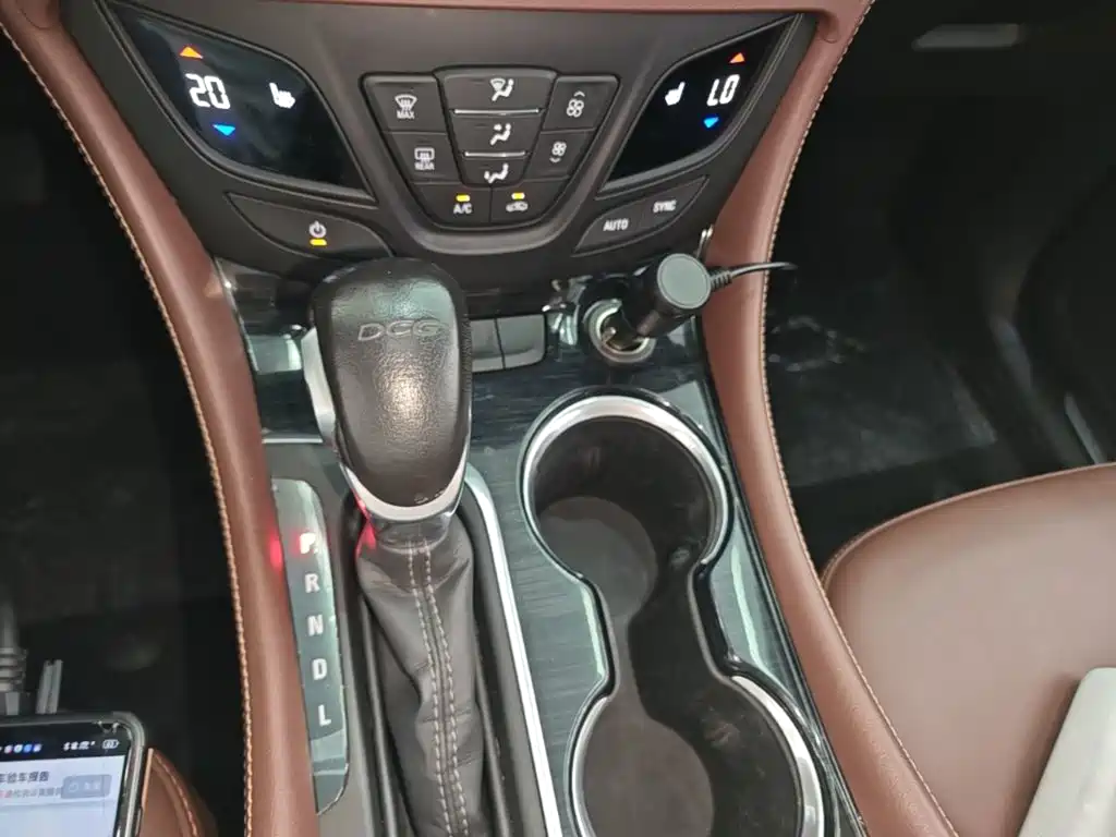 Buick Envision Plus — миниатюра 14