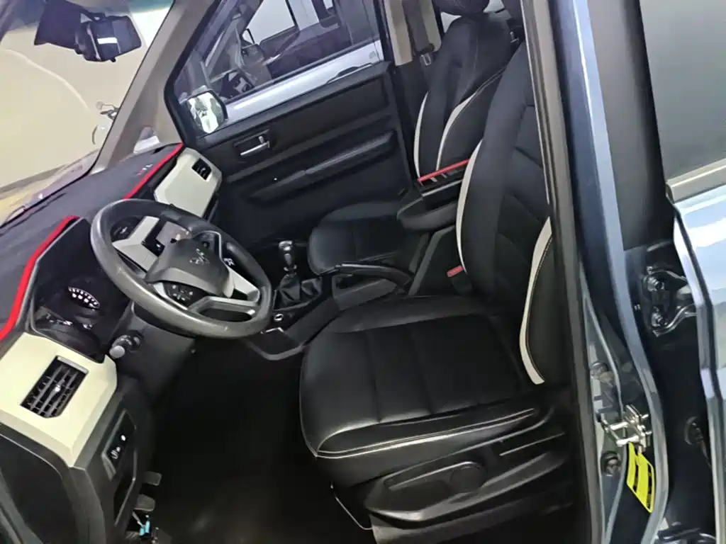 Wuling Hongguang PLUS — миниатюра 15