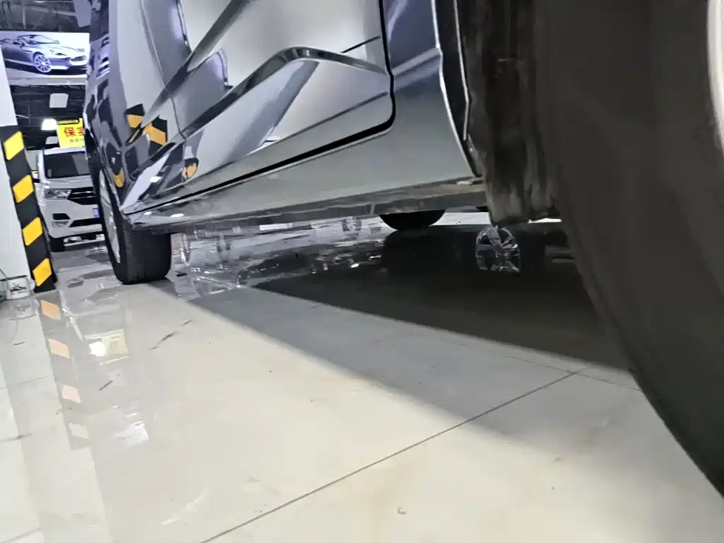 Wuling Hongguang PLUS — миниатюра 22