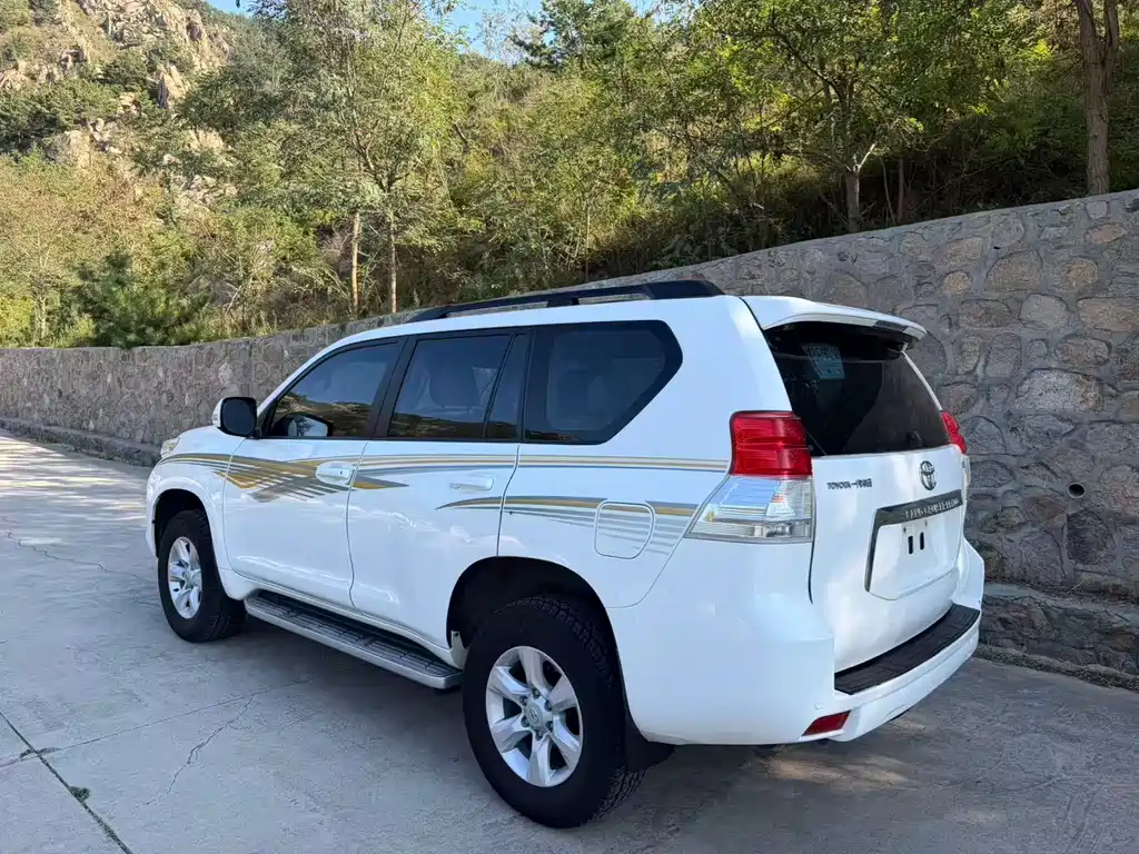 Toyota Prado — миниатюра 6