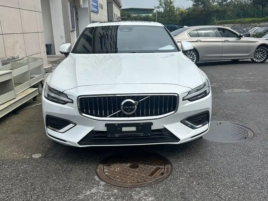 Volvo S60 — миниатюра 4