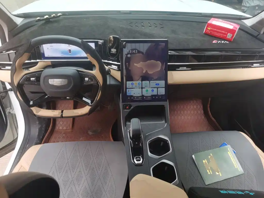Geely Boyue L — миниатюра 5
