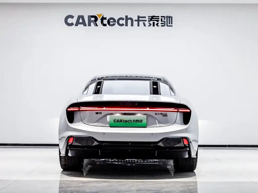 LOTUS SPORTS CAR EMEYA FLOWERS