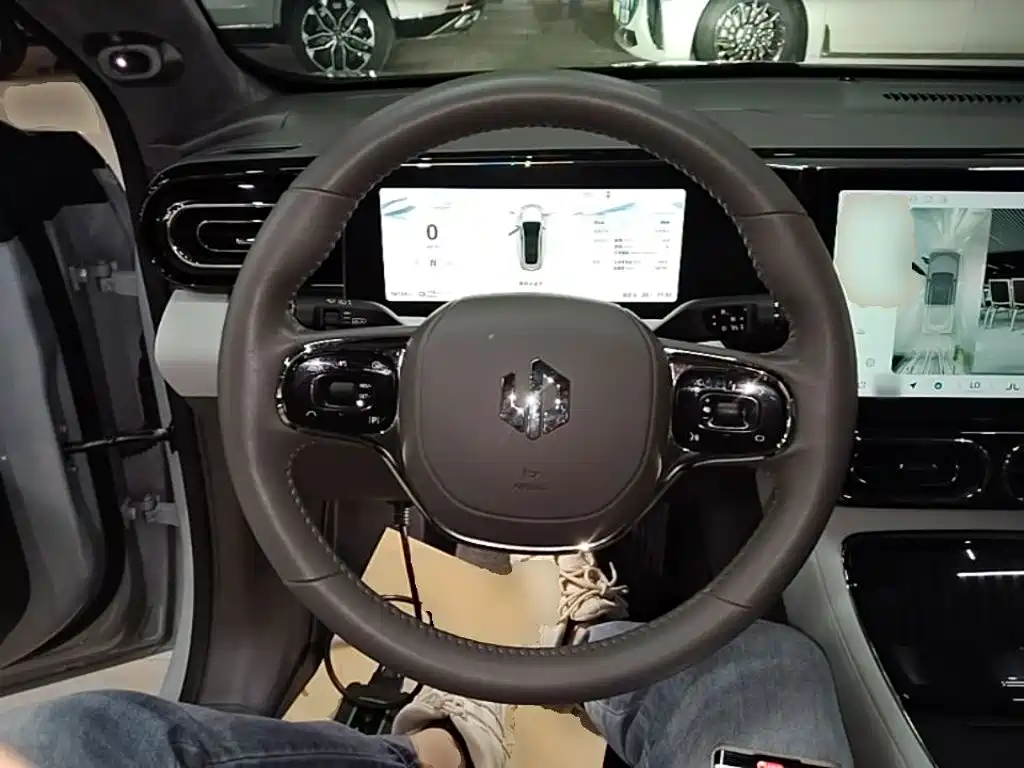Leapmotor Leapmotor C01 — миниатюра 11