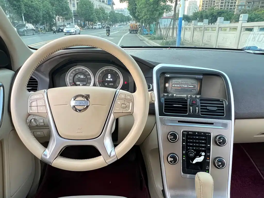 Volvo XC60 (Import) — миниатюра 7