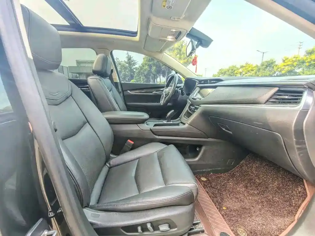 Cadillac XT5 — миниатюра 11