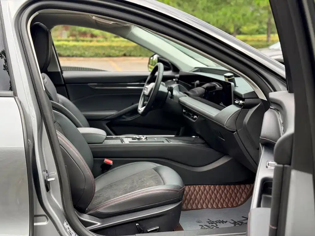 Ford Mondeo — миниатюра 14