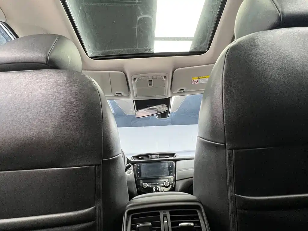 Nissan X-Trail — миниатюра 12