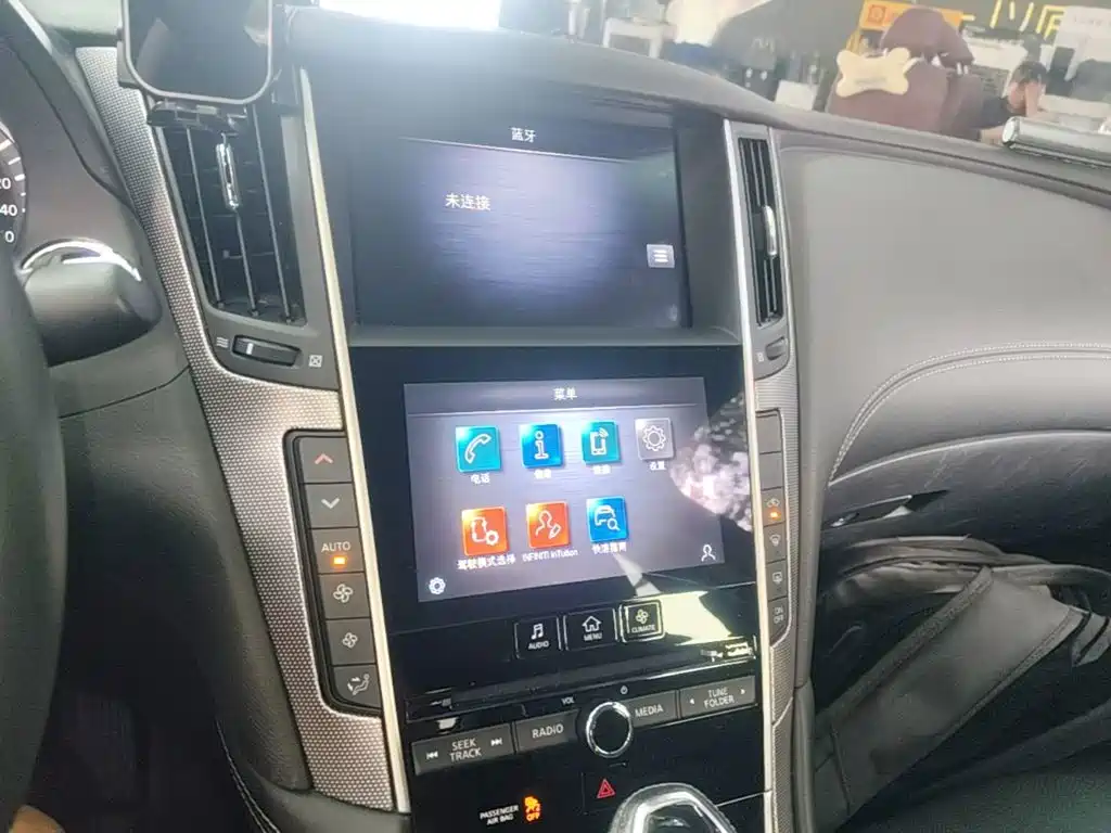 Infiniti Q50L — миниатюра 13