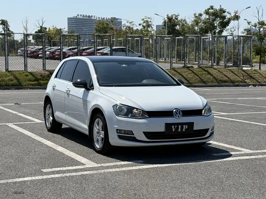 Volkswagen Golf — миниатюра 3