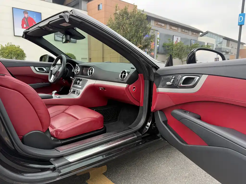Mercedes-Benz SL-Class — миниатюра 23