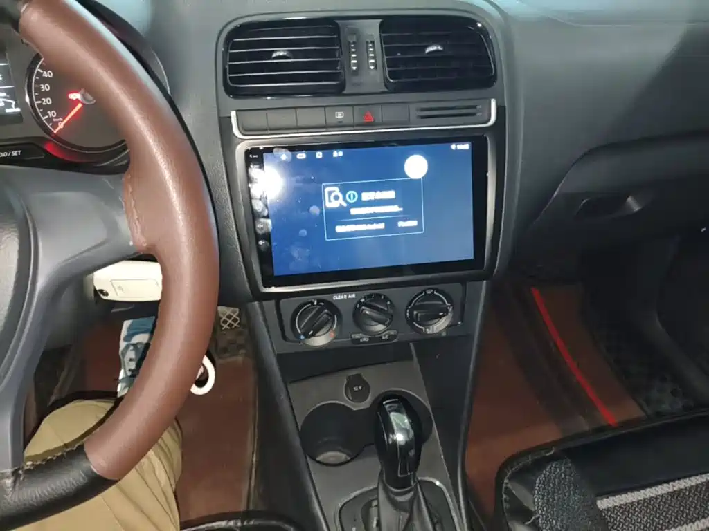 Volkswagen Polo — миниатюра 13