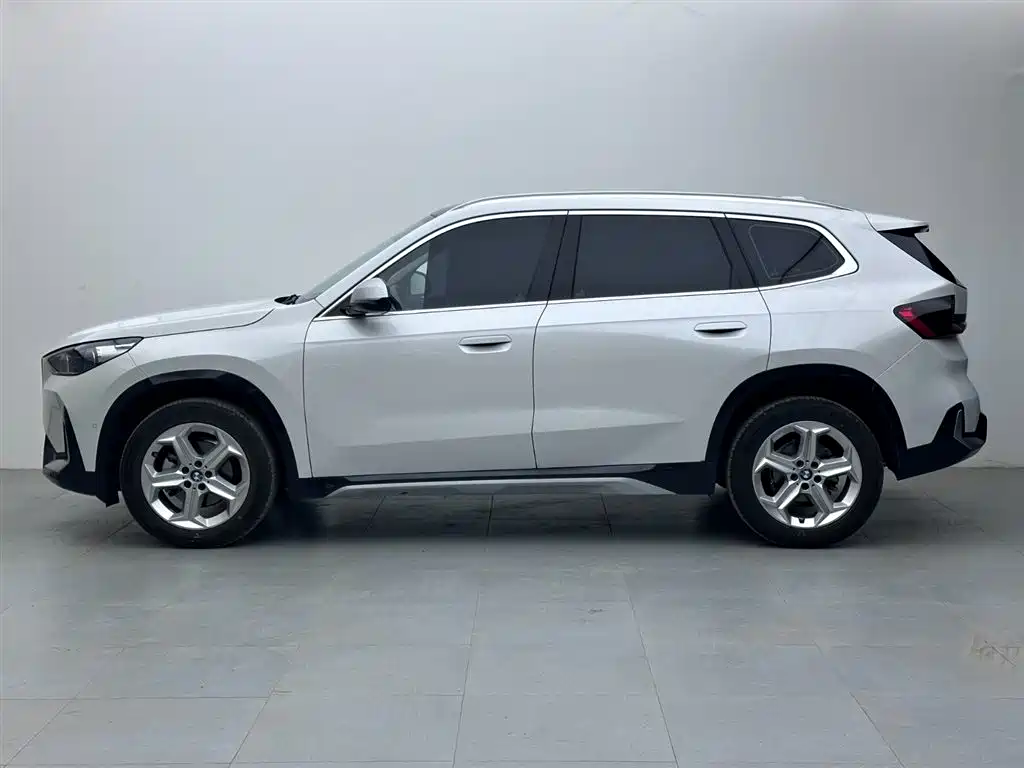 BMW X1 2024 sDrive20Li X