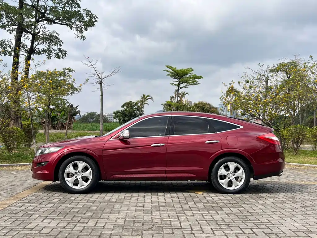Honda Crosstour — миниатюра 4
