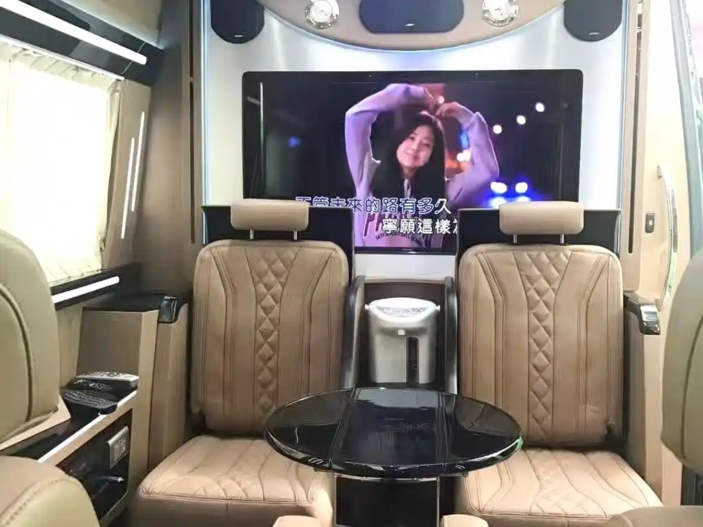 Mercedes-Benz Sprinter — миниатюра 15
