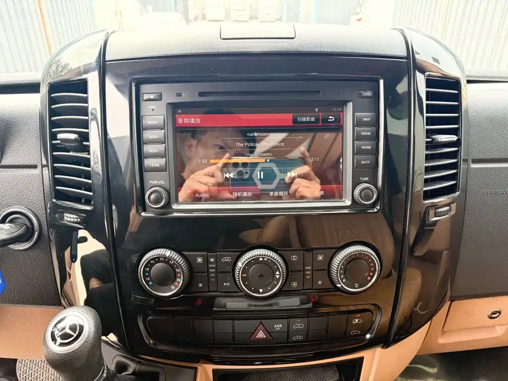 Mercedes-Benz Sprinter — миниатюра 19