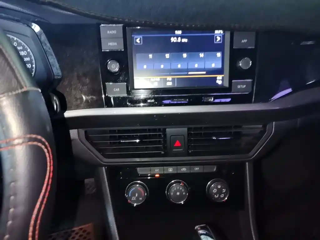 Volkswagen Bora — миниатюра 13