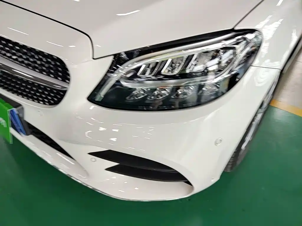 Mercedes-Benz C-Class — миниатюра 24
