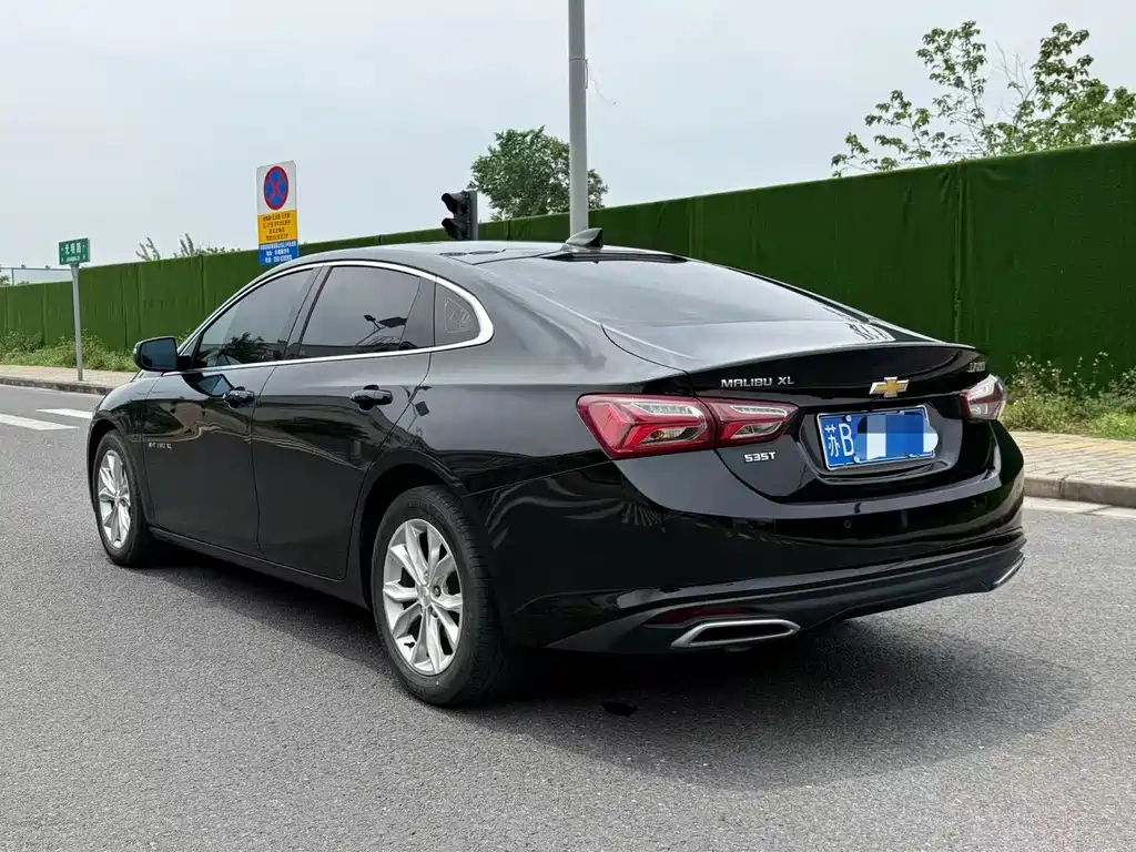 Chevrolet Malibu XL — миниатюра 5