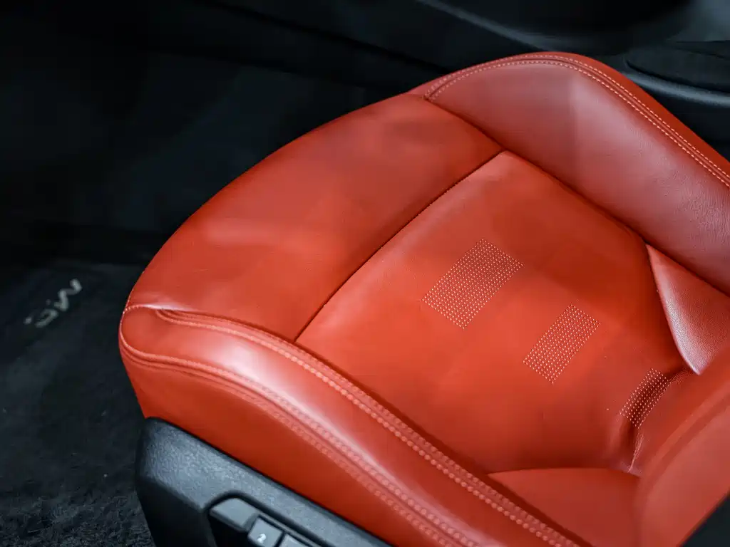 BMW M3 — миниатюра 7