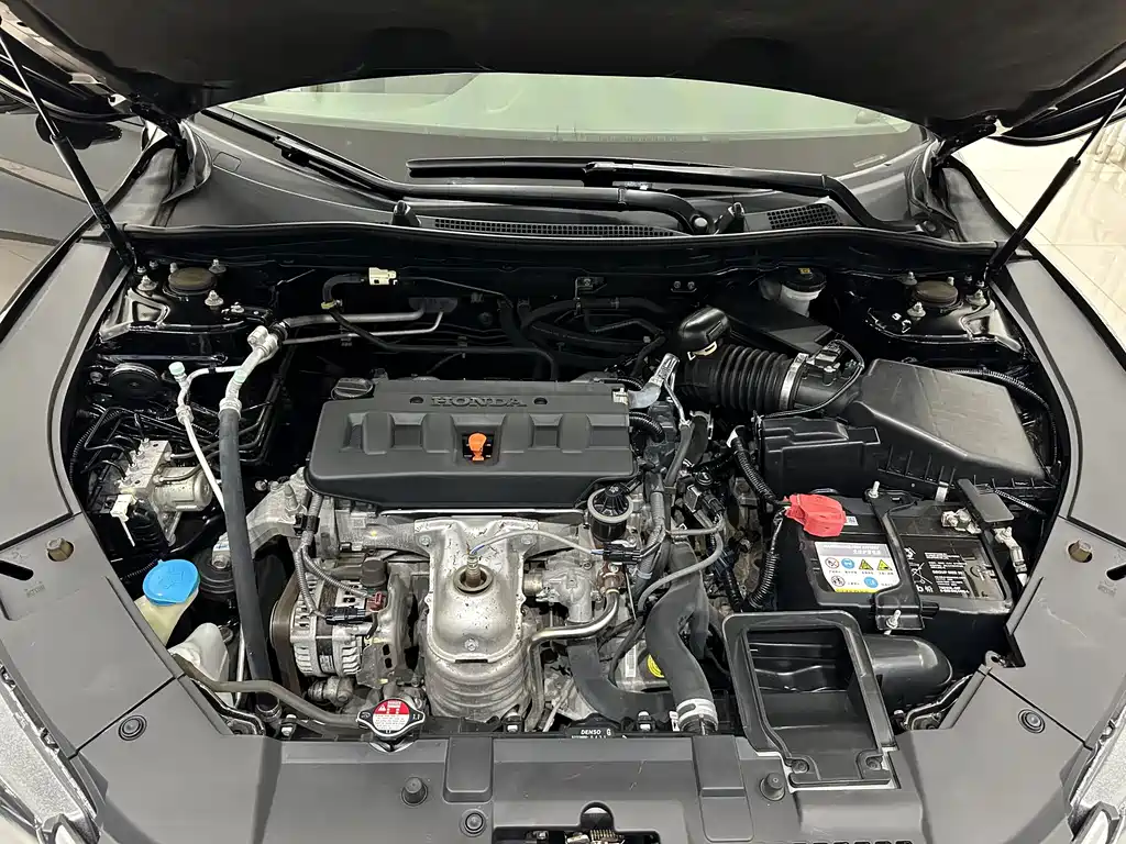 Honda Accord — миниатюра 31