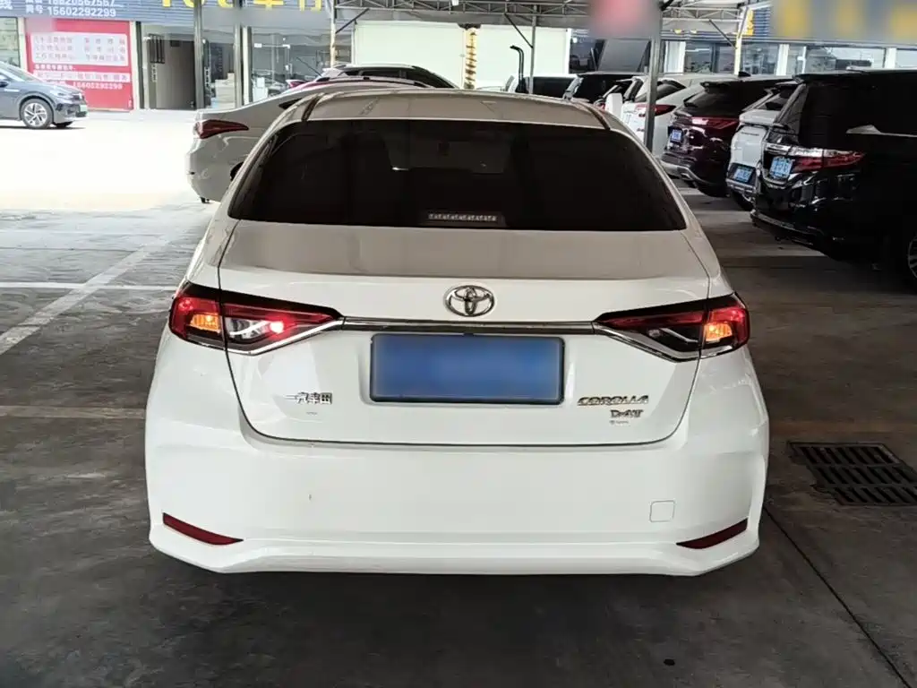Toyota Corolla — миниатюра 6
