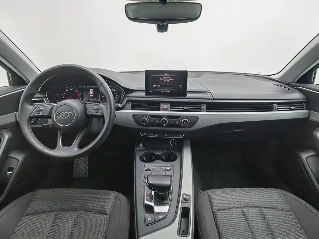 Audi A4L — миниатюра 5
