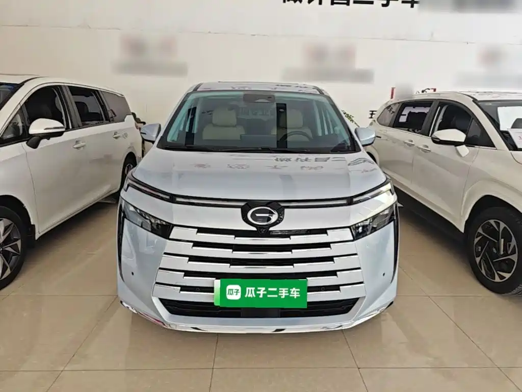 GAC Motor Trumpchi E8 PHEV — миниатюра 3