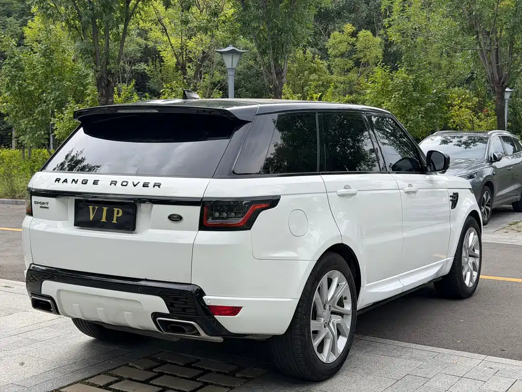 Land Rover Sport — миниатюра 21