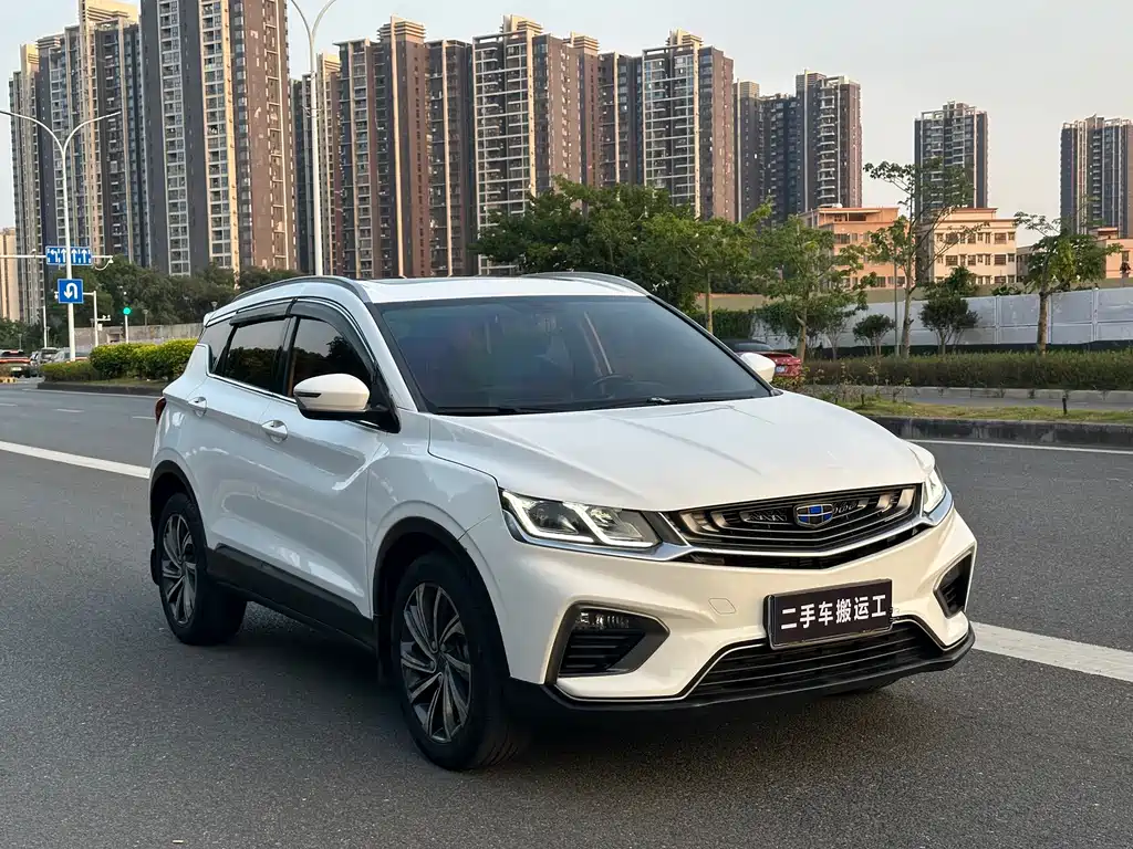 Geely Binyue — миниатюра 3