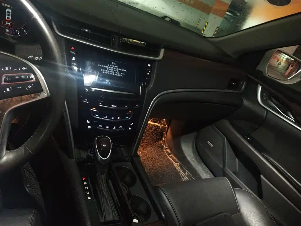 Cadillac XTS — миниатюра 10